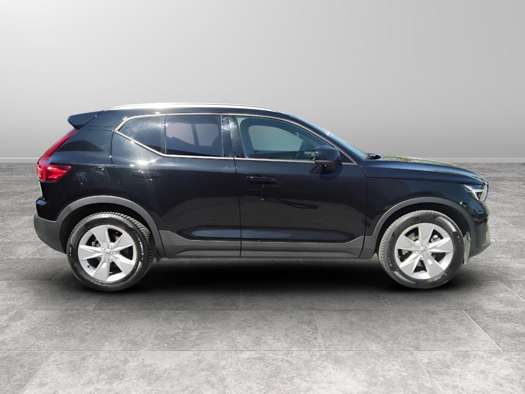 VOLVO XC40 2023 - XC40 2.0 b3 Core auto