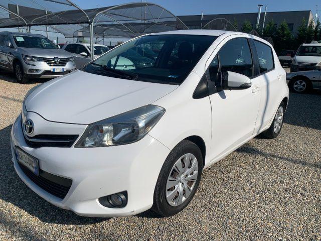 TOYOTA Yaris 1.0 5 porte Lounge