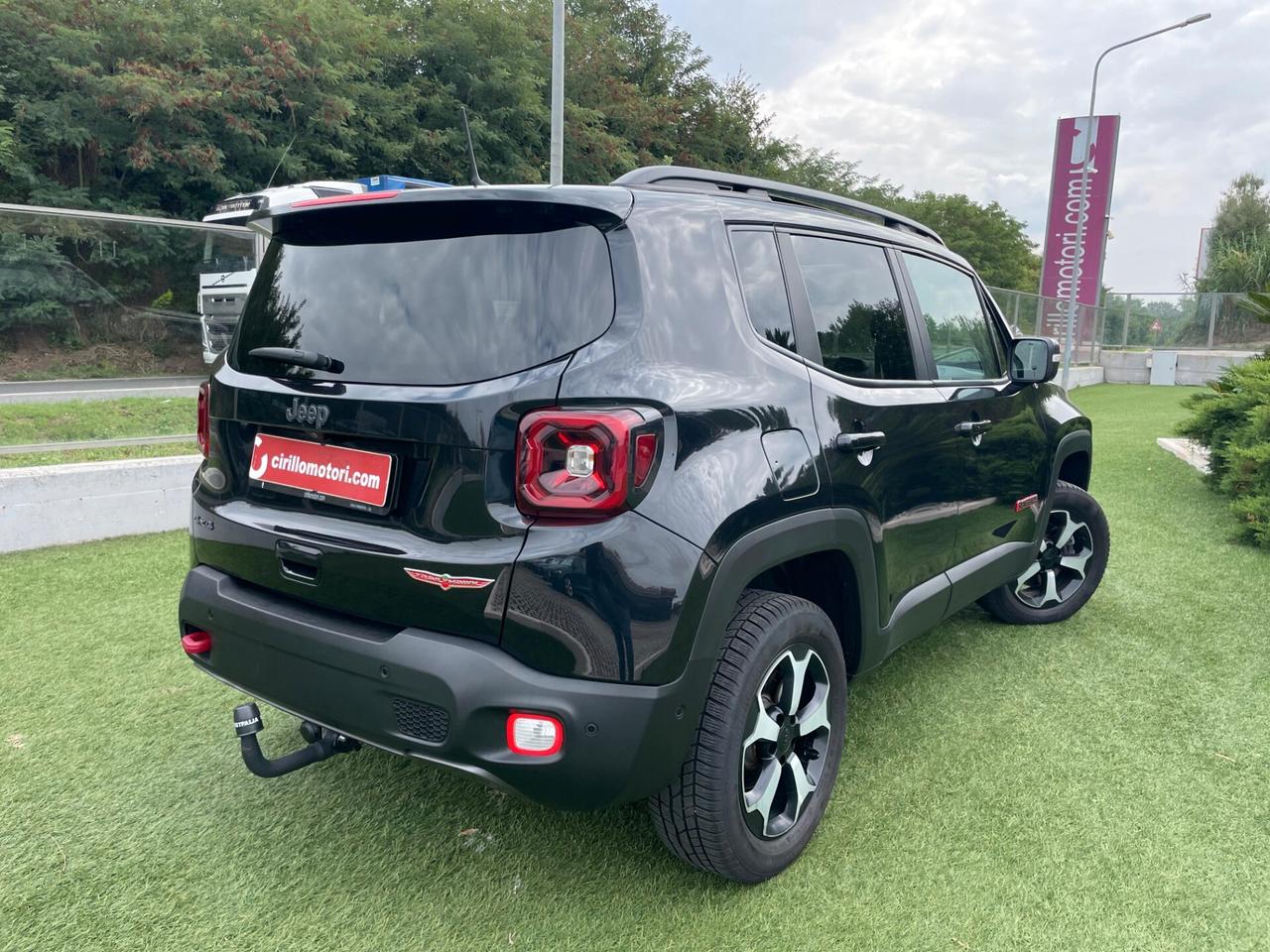 Jeep Renegade 2.0 Mjt 170CV 4WD Active Drive Low Trailhawk