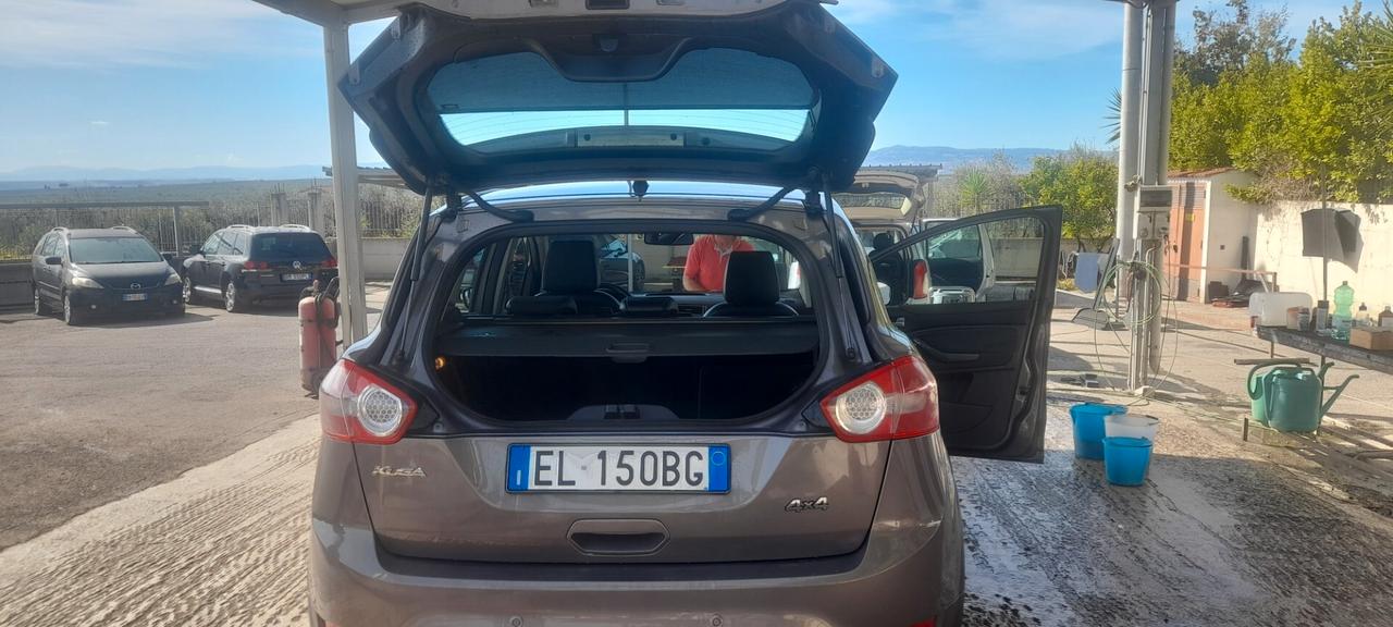 Ford Kuga 2.0 TDCI 163 CV 4WD Powershift Titanium