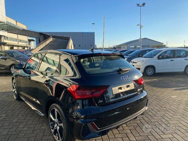AUDI A1 SPB 30 TFSI Identity Black EDITION