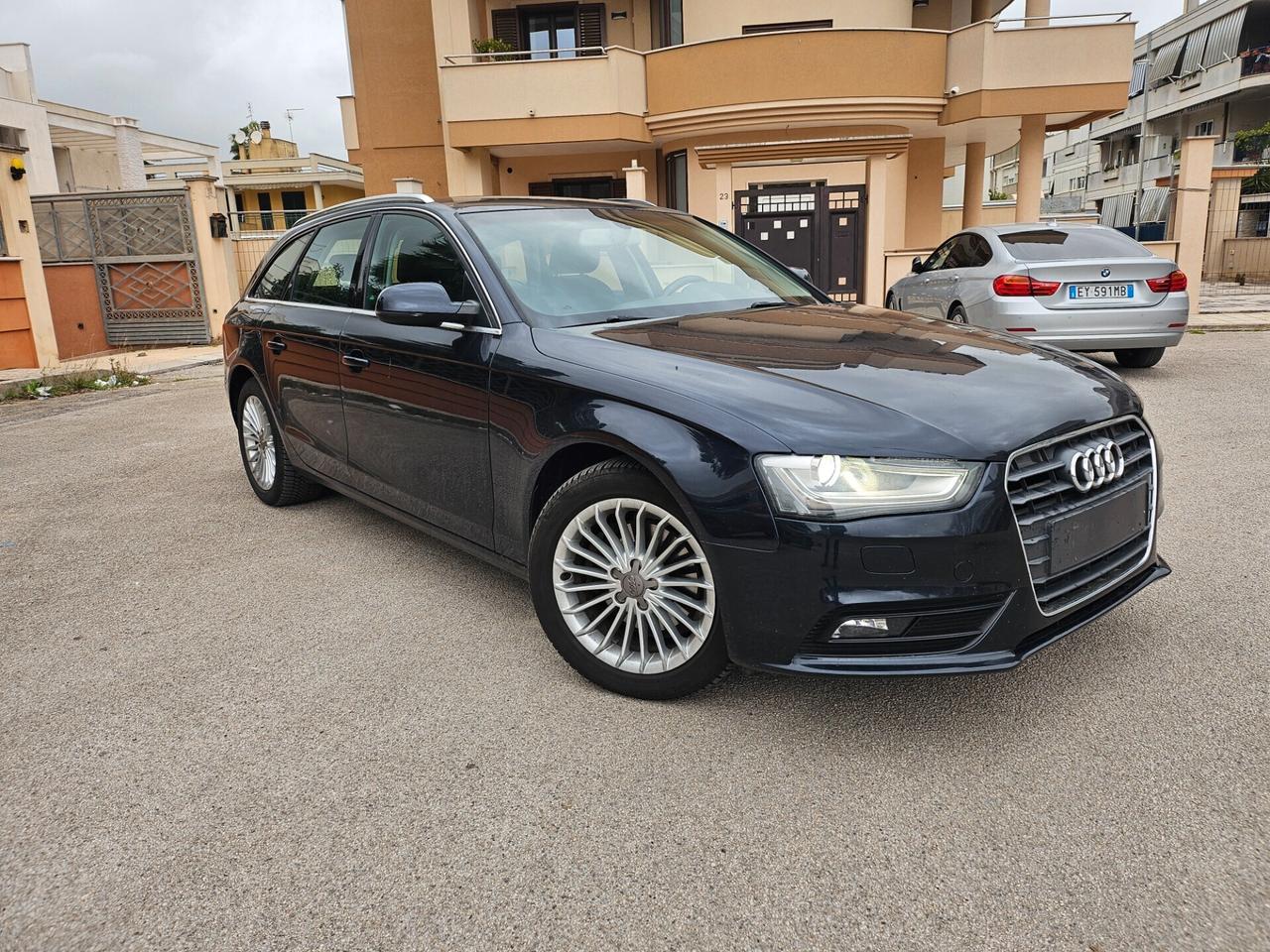 Audi A4 Avant 2.0 TDI 177CV Ambient