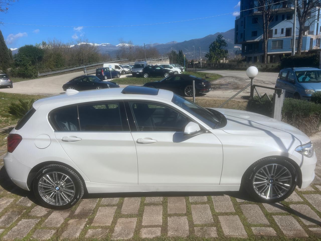 Bmw 116d Urban-2019*TETTO*XENO*NAVI
