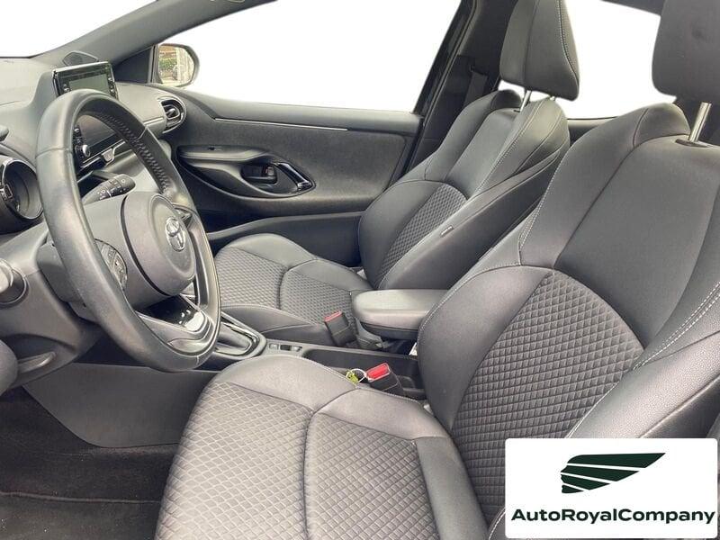 Toyota Yaris 1.5 Hybrid 5 porte Lounge