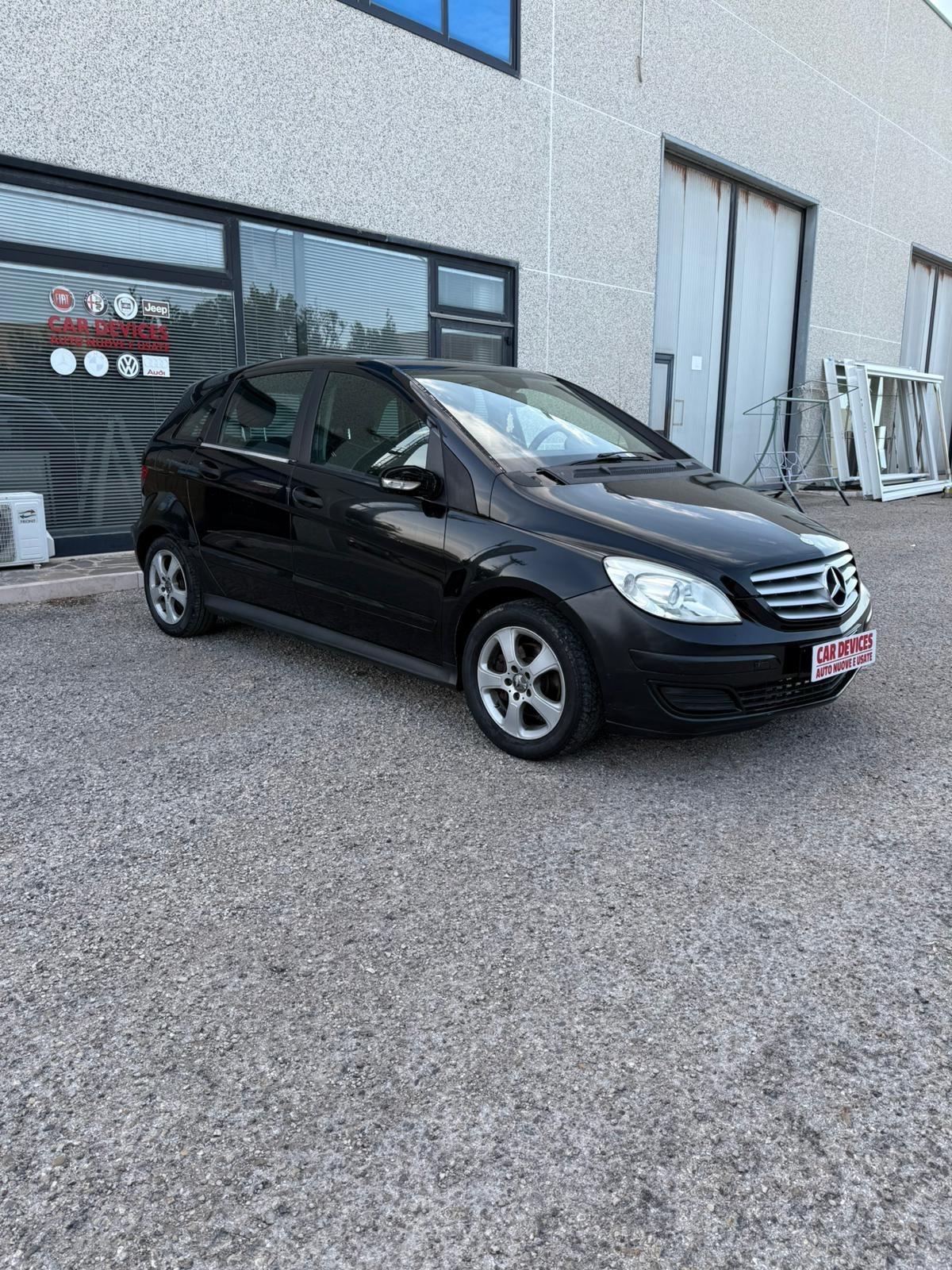 Mercedes B 200 - AUTO PER COMMERCIANTI