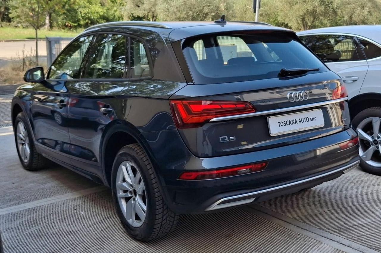 Audi Q5 40 TDI 204 CV quattro S tronic pelle Fari full led