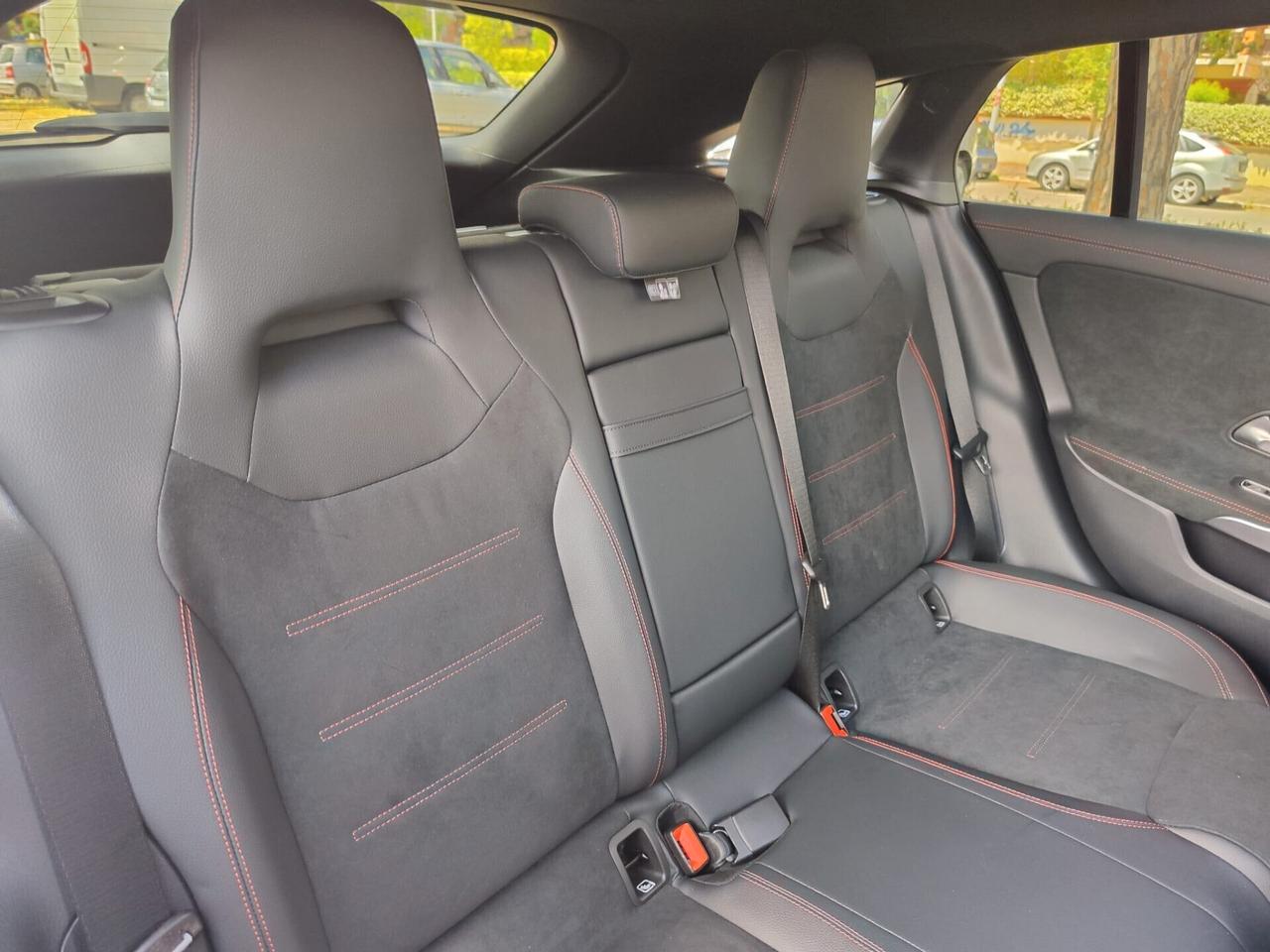 Mercedes CLA 220d Auto 4Matic S.B. Premium AMG PACK NIGHT