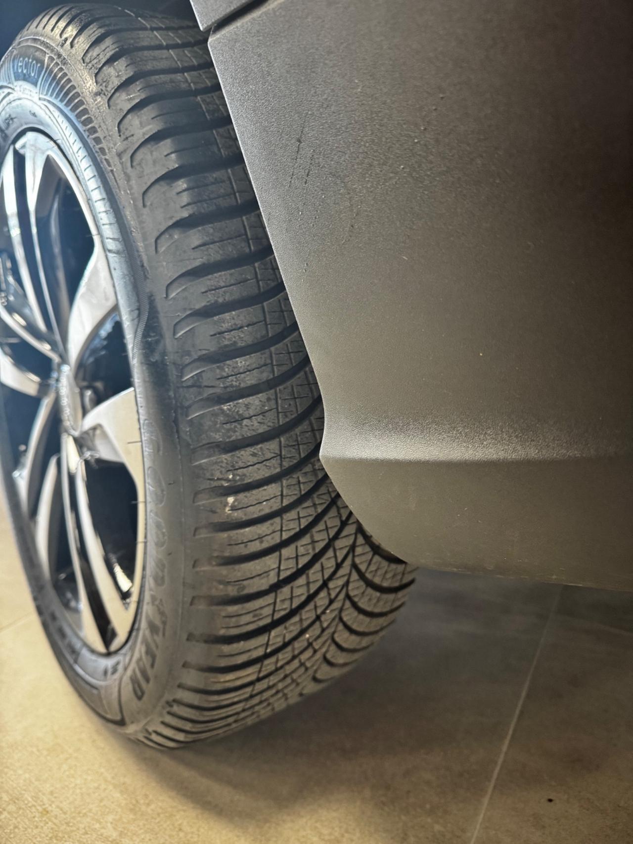 AUDI Q2 1.6 TDI 116CV DESIGN