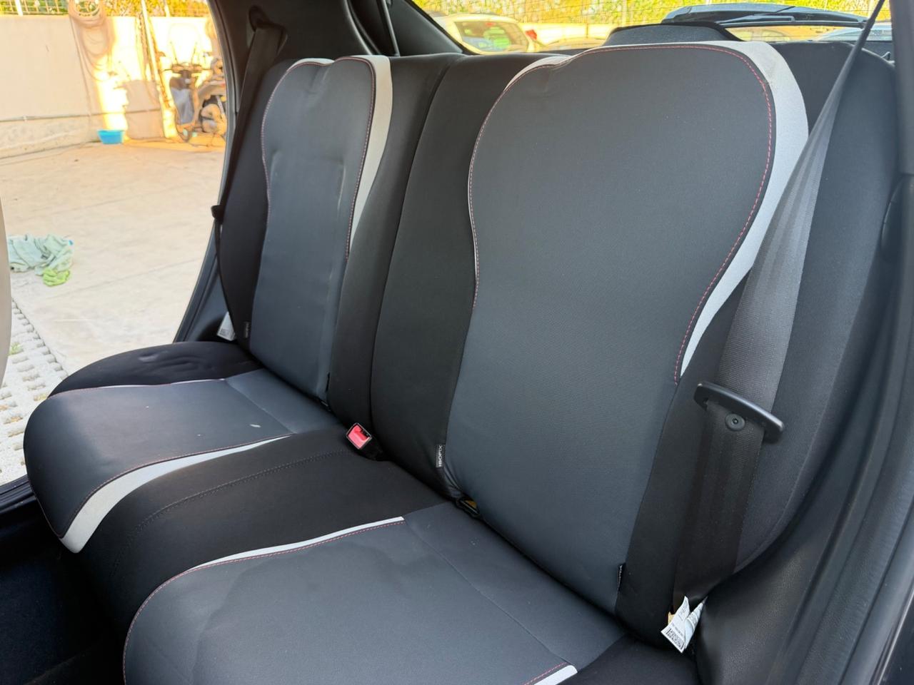 Lancia Ypsilon 0.9 TwinAir 85 CV 5 porte Metano Ecochic Gold