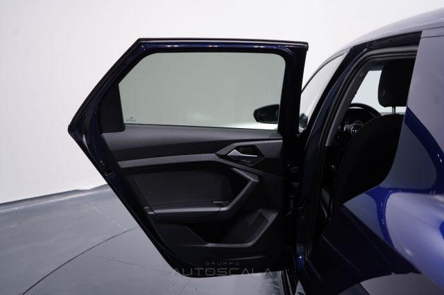 AUDI A1 allstreet 30 TFSI S-Tronic Identity Contrast