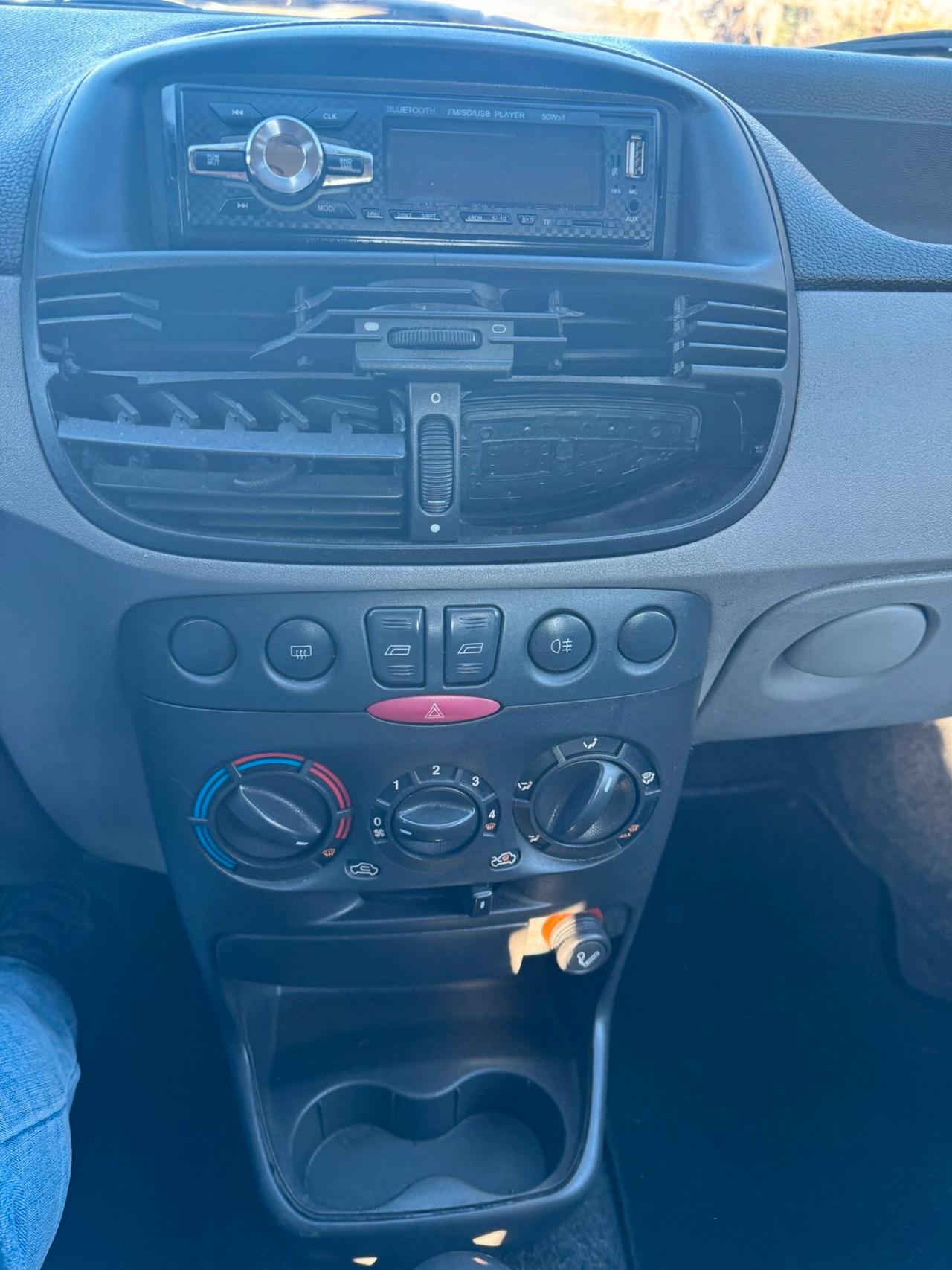 Fiat Punto 1.2i 16V cat 3 porte ELX