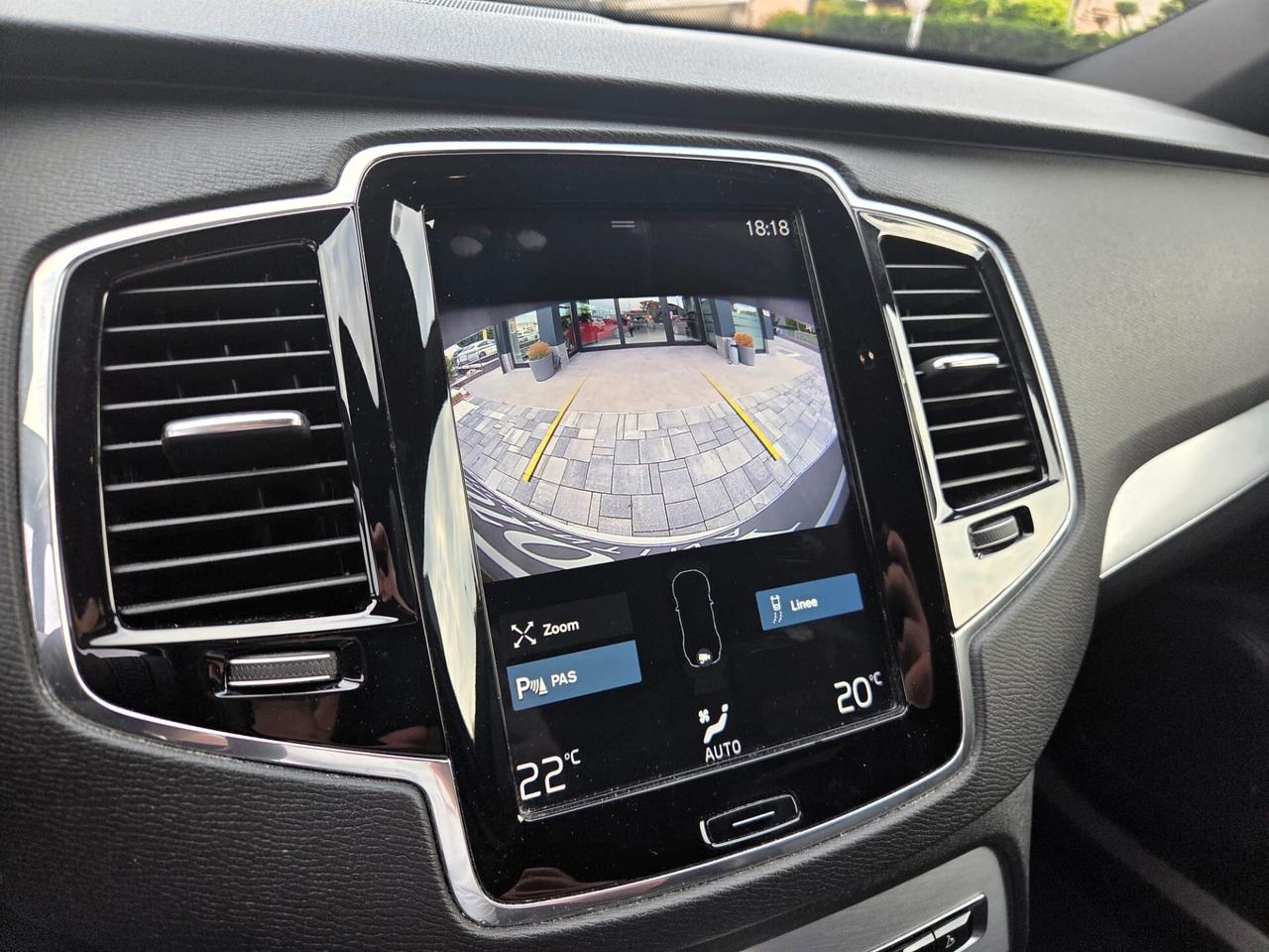 Volvo XC 90 XC90 D5 AWD Geartronic 7 posti Momentum