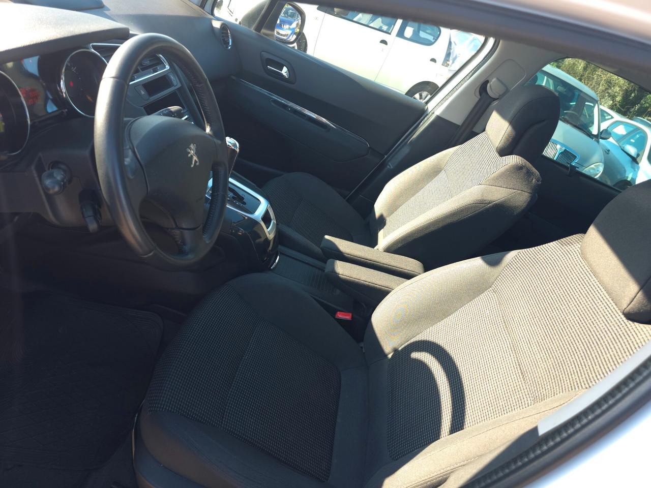 Peugeot 5008 BlueHDi 120 S&S Allure