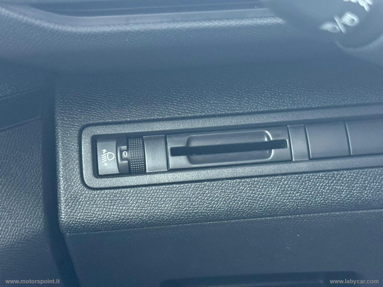 PEUGEOT 5008 BlueHDi 130 S&S EAT8 Crossway