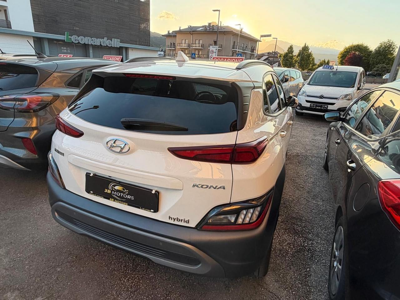 Hyundai Kona HEV 1.6 DCT full hybrid 142 cv