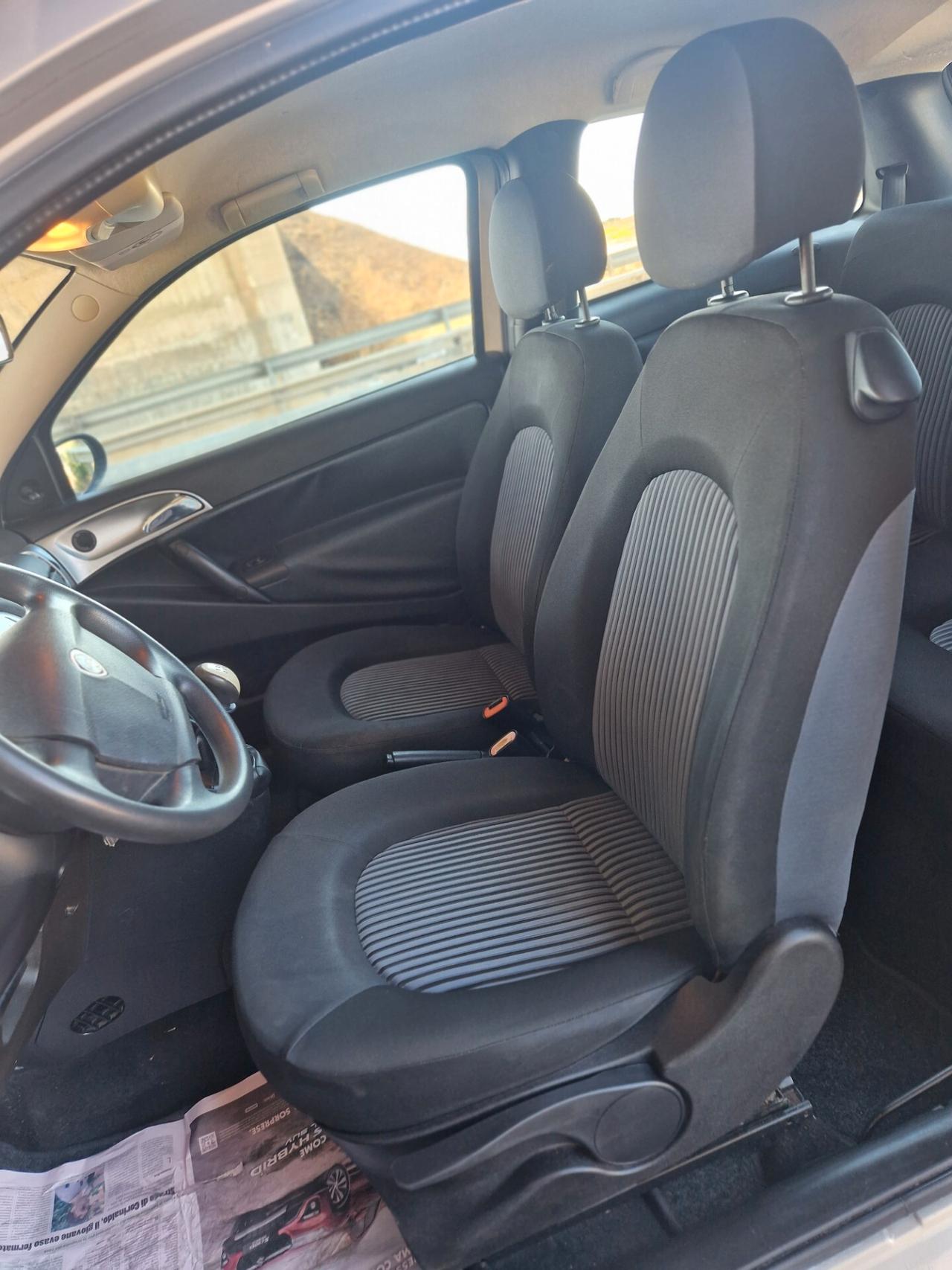 Lancia Ypsilon 1.2 Argento