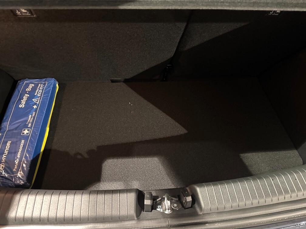 Hyundai i10 1.0 mpi Connectline 63cv Nav App con 15" Neopat