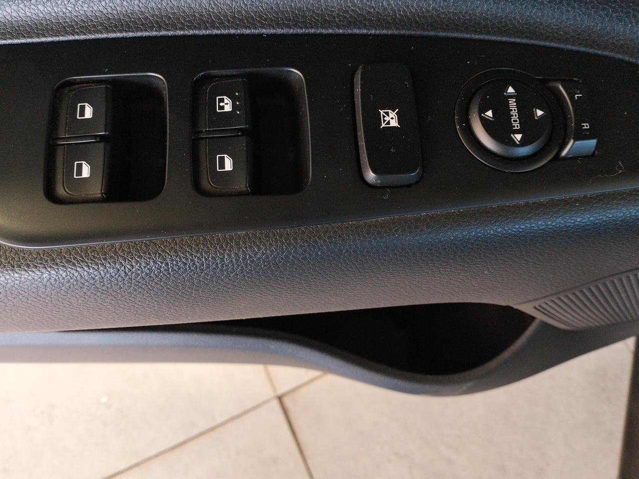 Kia Stonic 1.2 dpi Style s/Design Pack 84cv