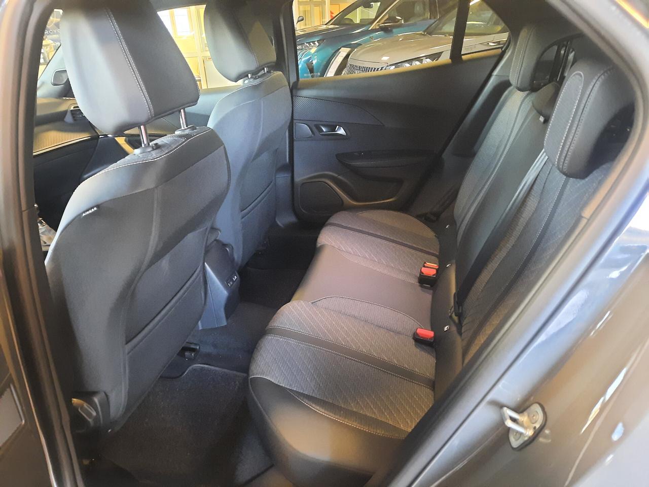 Peugeot 2008 PureTech 100 S&S Allure