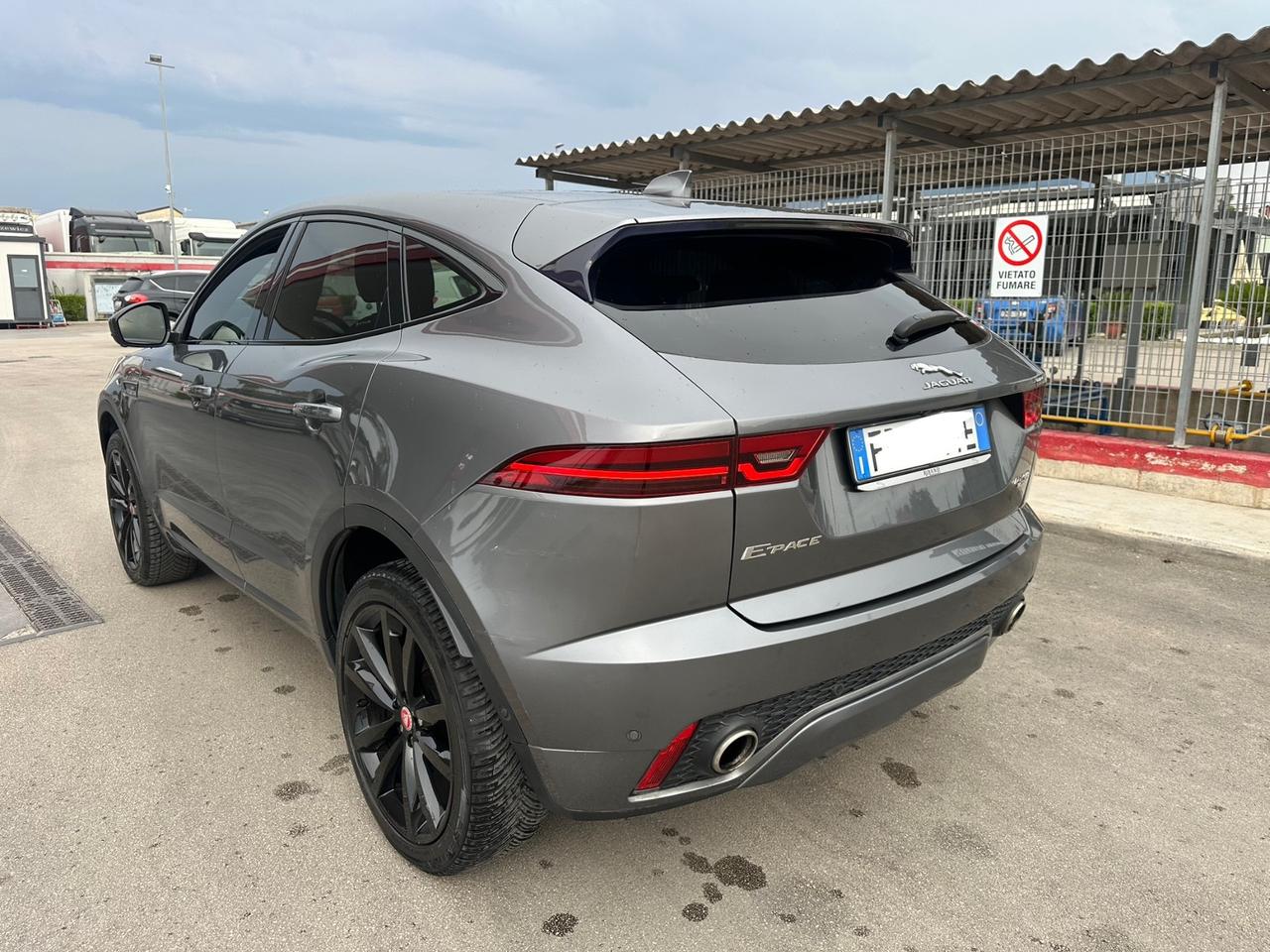 Jaguar E-Pace 2.0D 240 CV AWD aut. R-Dynamic S 2018