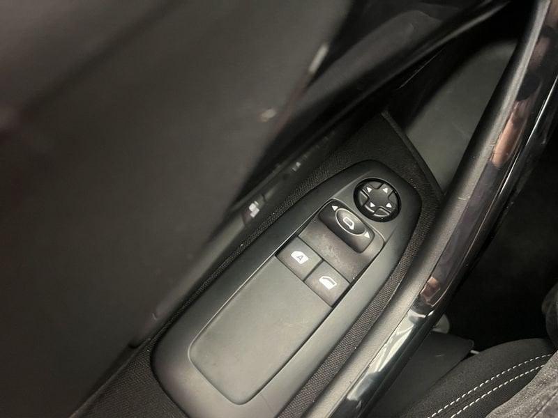 Peugeot 208 208 5p 1.2 puretech Active 82cv