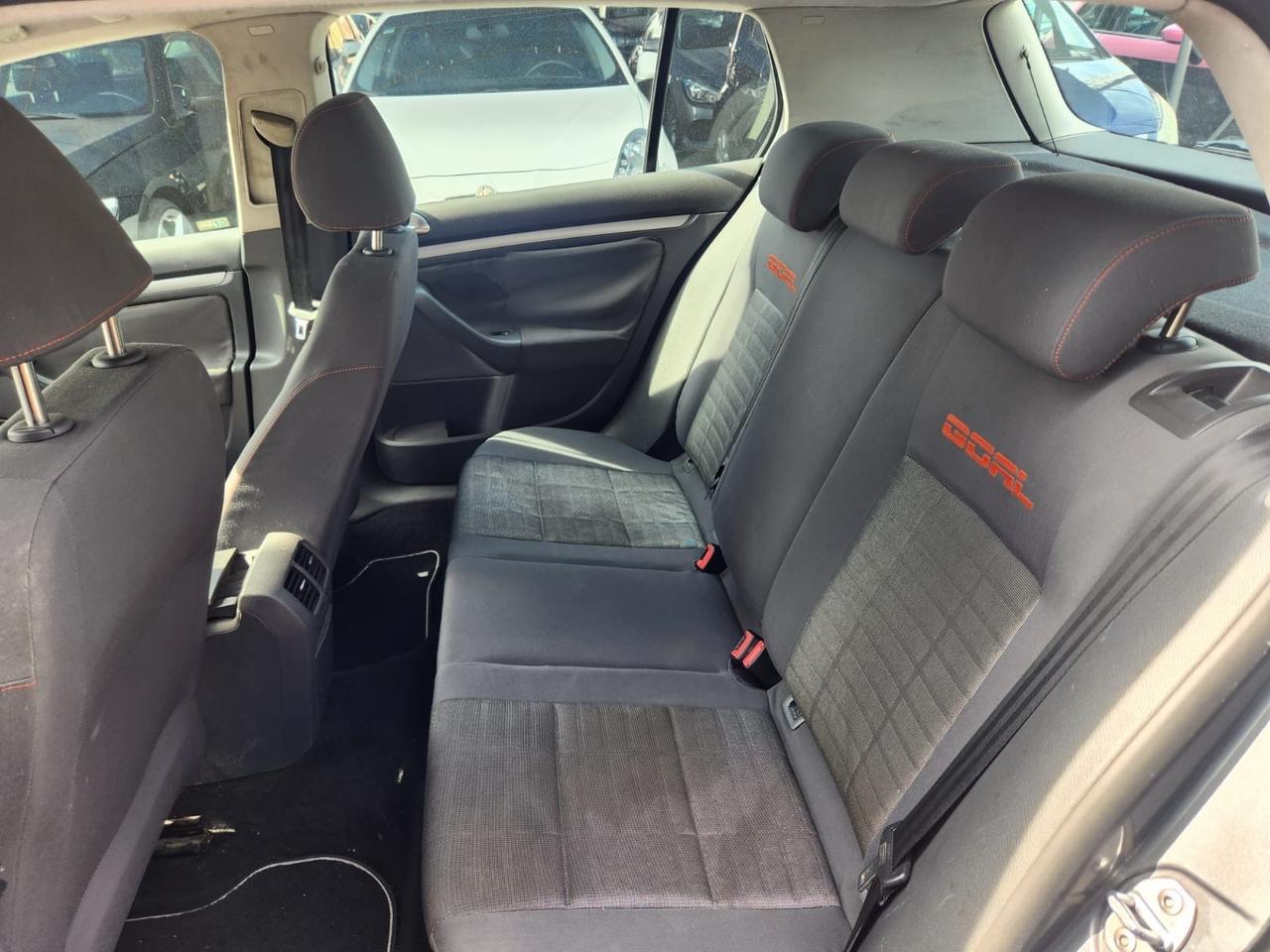 Volkswagen Golf 1.6 5p. Trendline BiFuel G