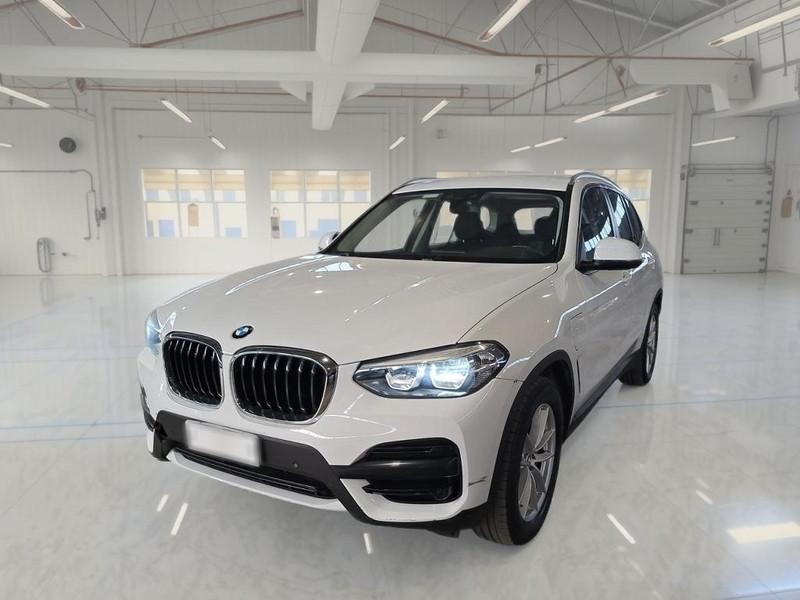 BMW X3 xDrive 30e Business Advantage autom.