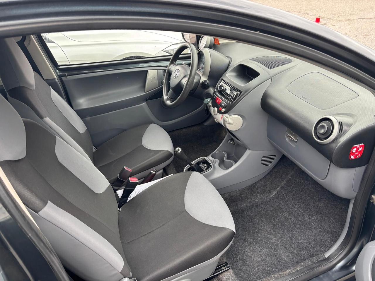 Toyota Aygo 1.0 12V VVT-i 3 porte