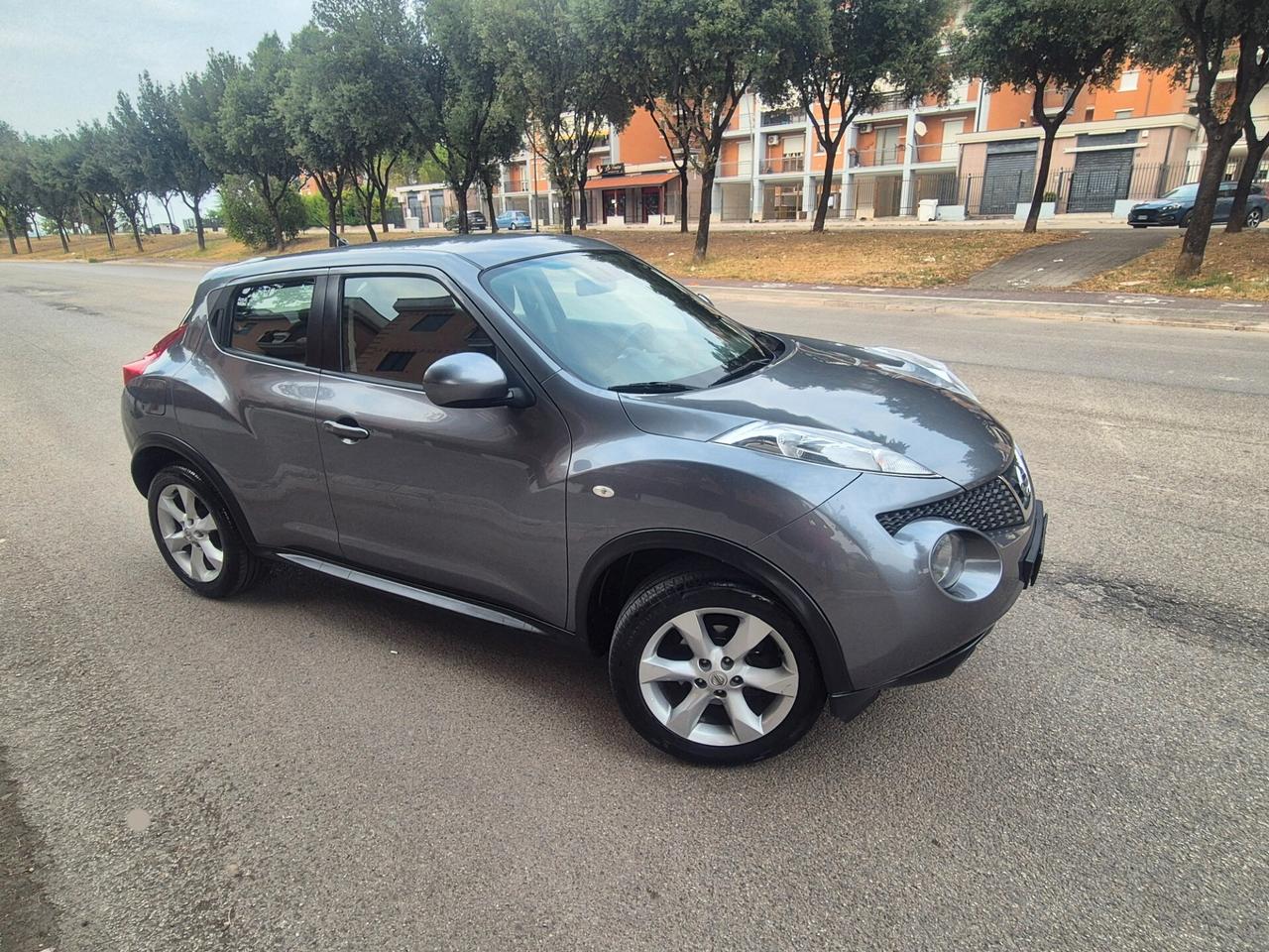 Nissan Juke 1.6 GPL 117cv anno 2014 navigatore retrocamera