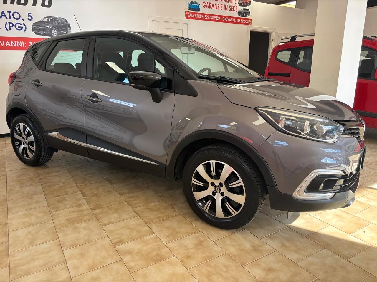 RENAULT CAPTUR ANNO 2018 BZ ADATTA NEOPATENTATI KM 40 MILA