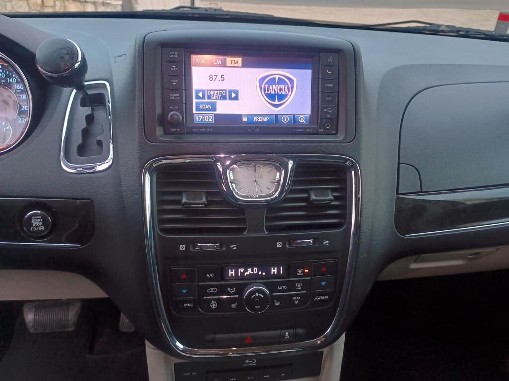 Lancia Voyager 2.8 Turbodiesel Platinum 177 CV