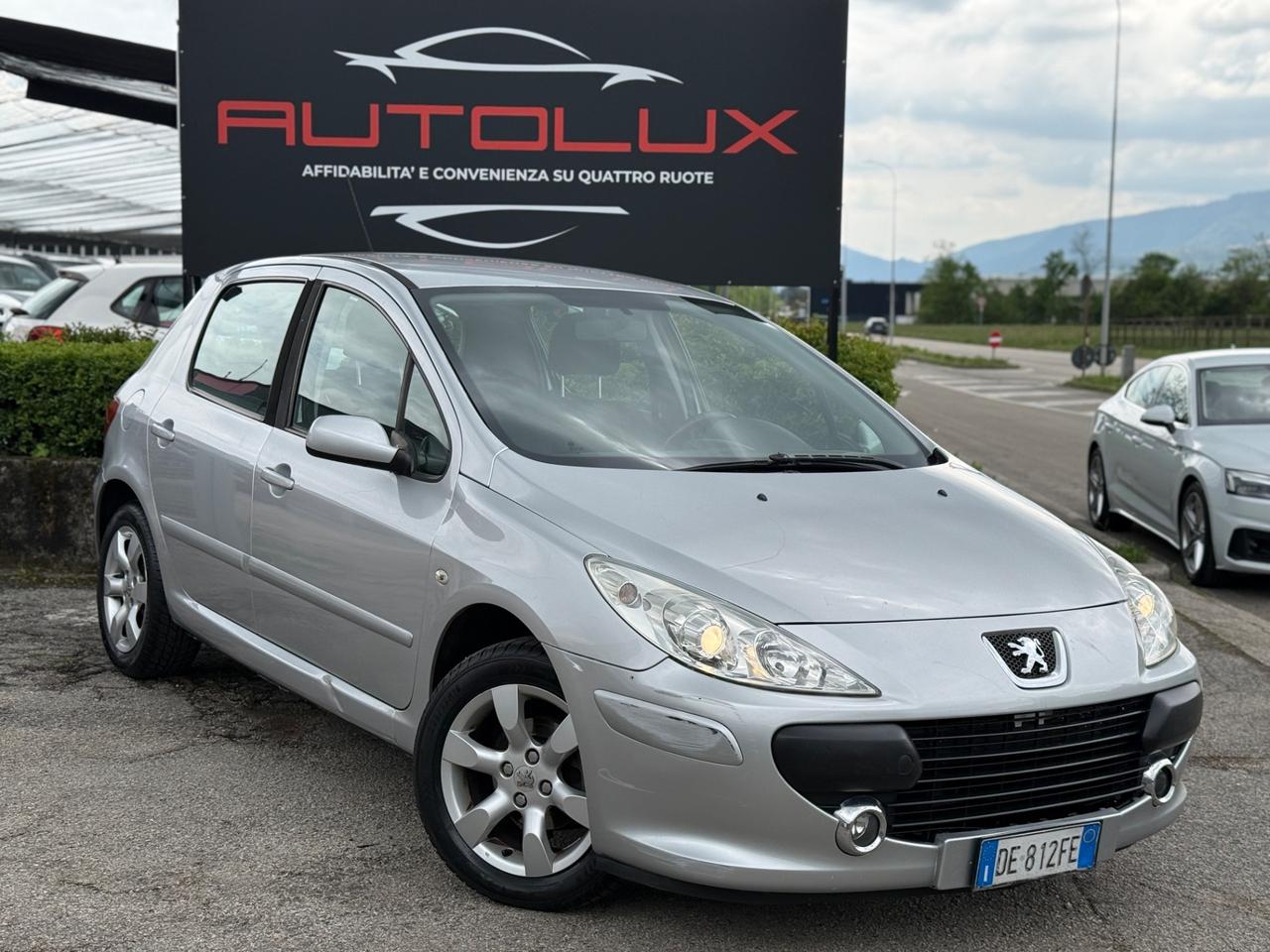 Peugeot 307 1.6 16V HDi 90CV 5p OK NEOPATENTATI