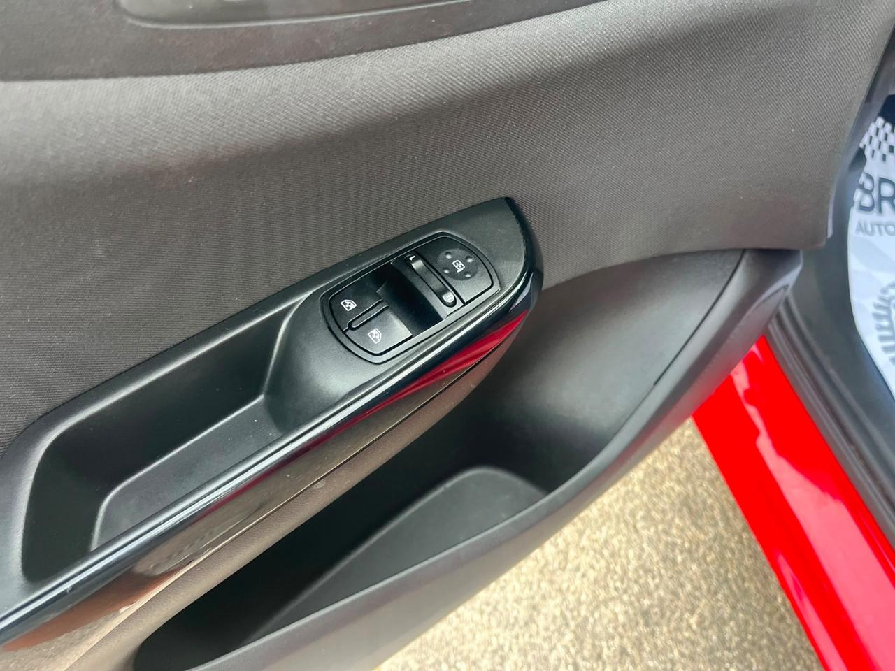 Opel Corsa 1.4 GPL 5 porte Black Edition Unipro 2018