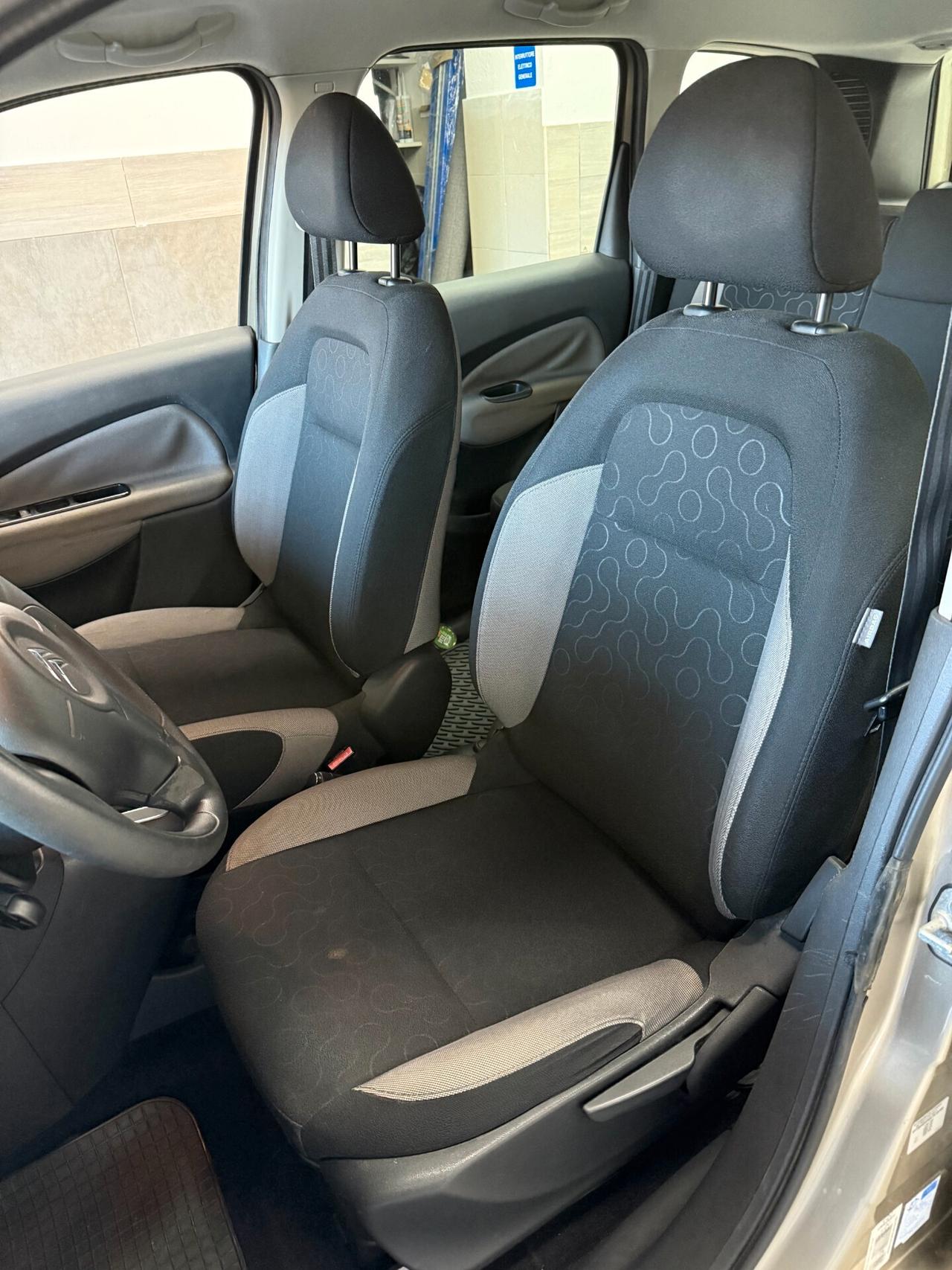 Citroen C3 Picasso 1.6 HDi 90 Exclusive QR
