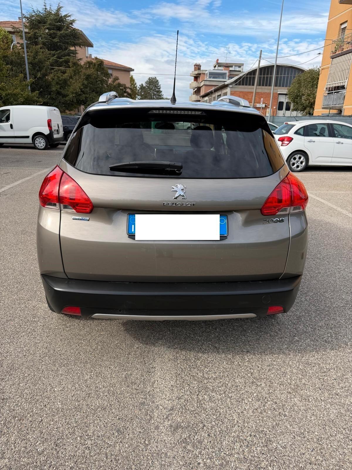 Peugeot 2008 1.6 - NEOPATENTATI - 12 MESI DI GARANZIA -