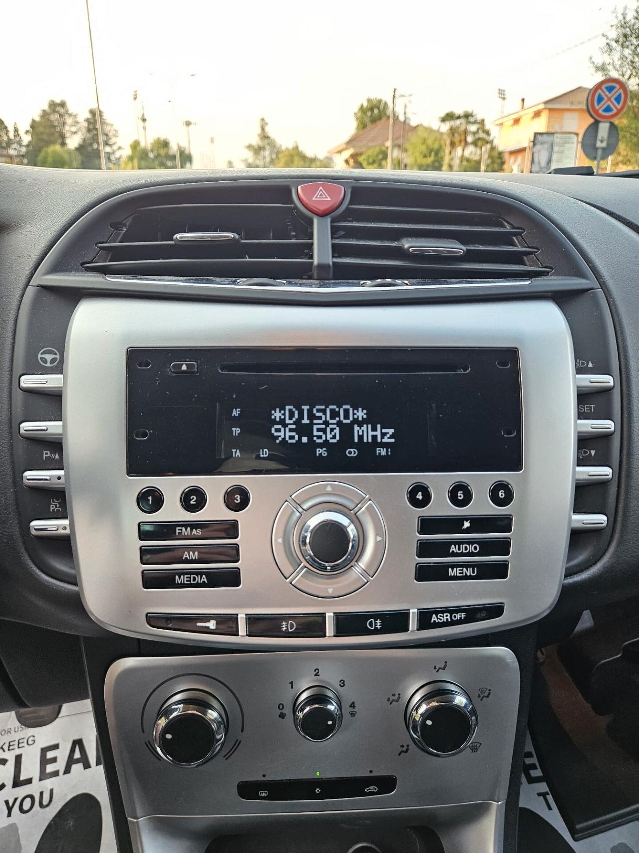 Lancia Delta 2.0 MJT DPF Executive