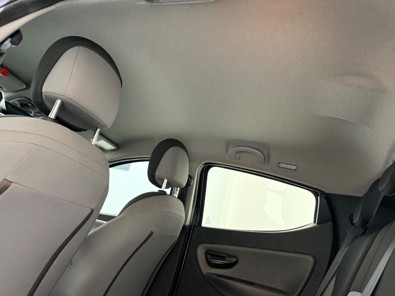 LANCIA YPSILON 1.2 69 CV 5 PORTE GPL ECOCHIC GOLD