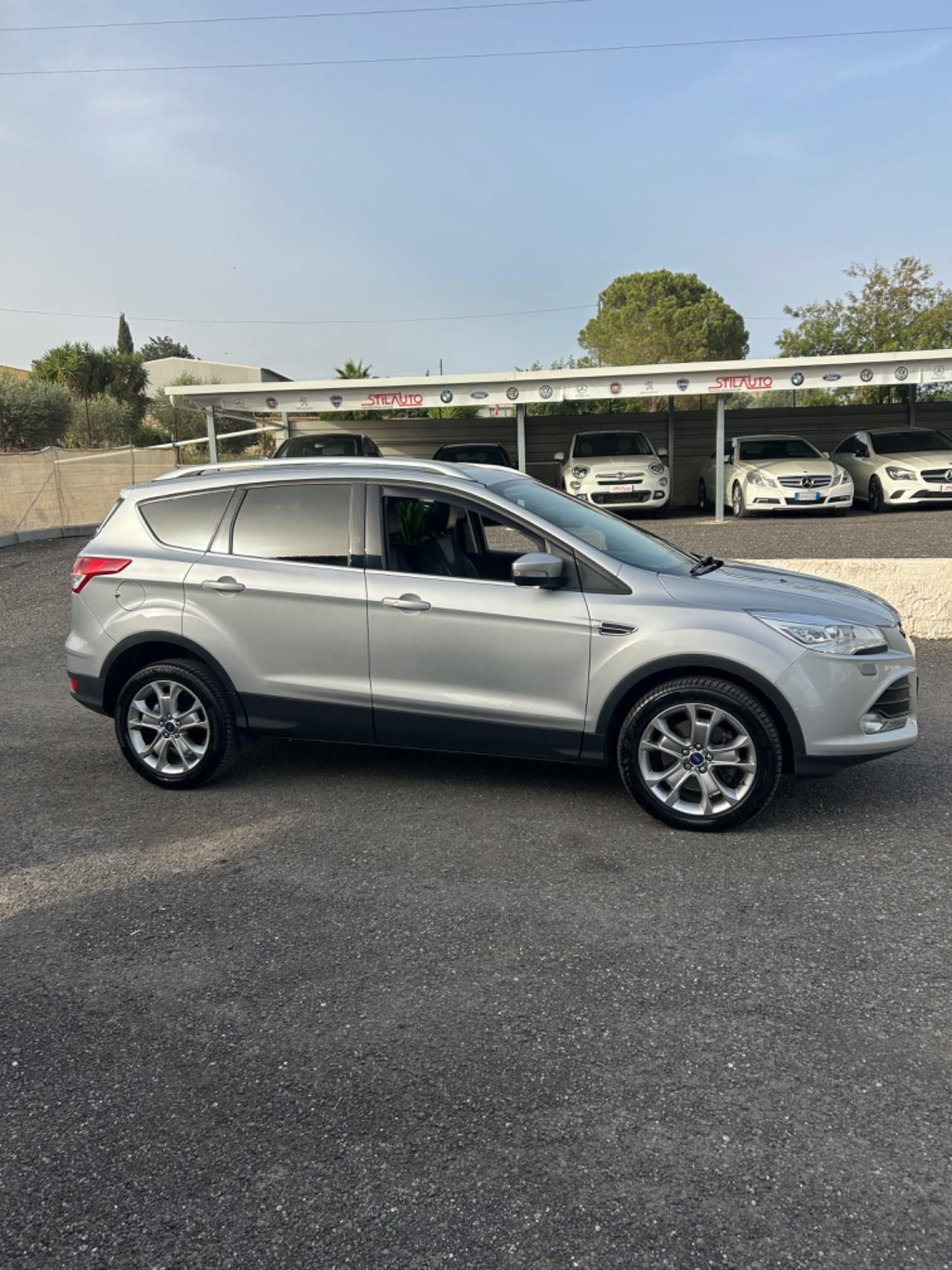 Ford Kuga 2.0 TDCI 150 CV S&S 4WD Titanium