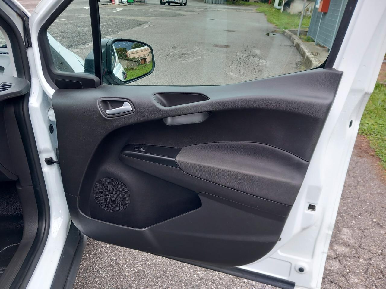 Ford Transit Courier 1.5 TDCi 75CV