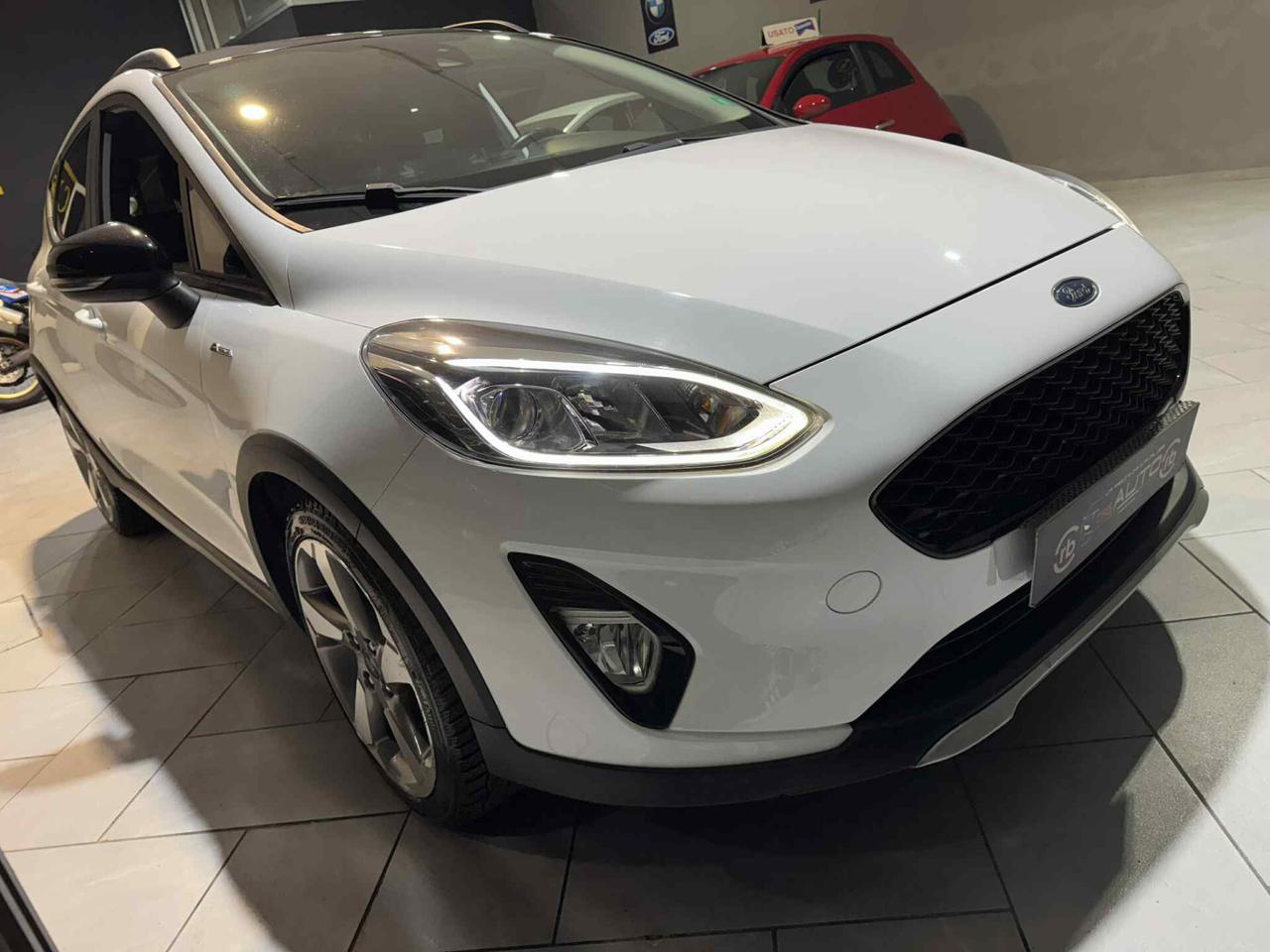 Ford Fiesta Active SUPER ACCESSORIATA NUOVAA