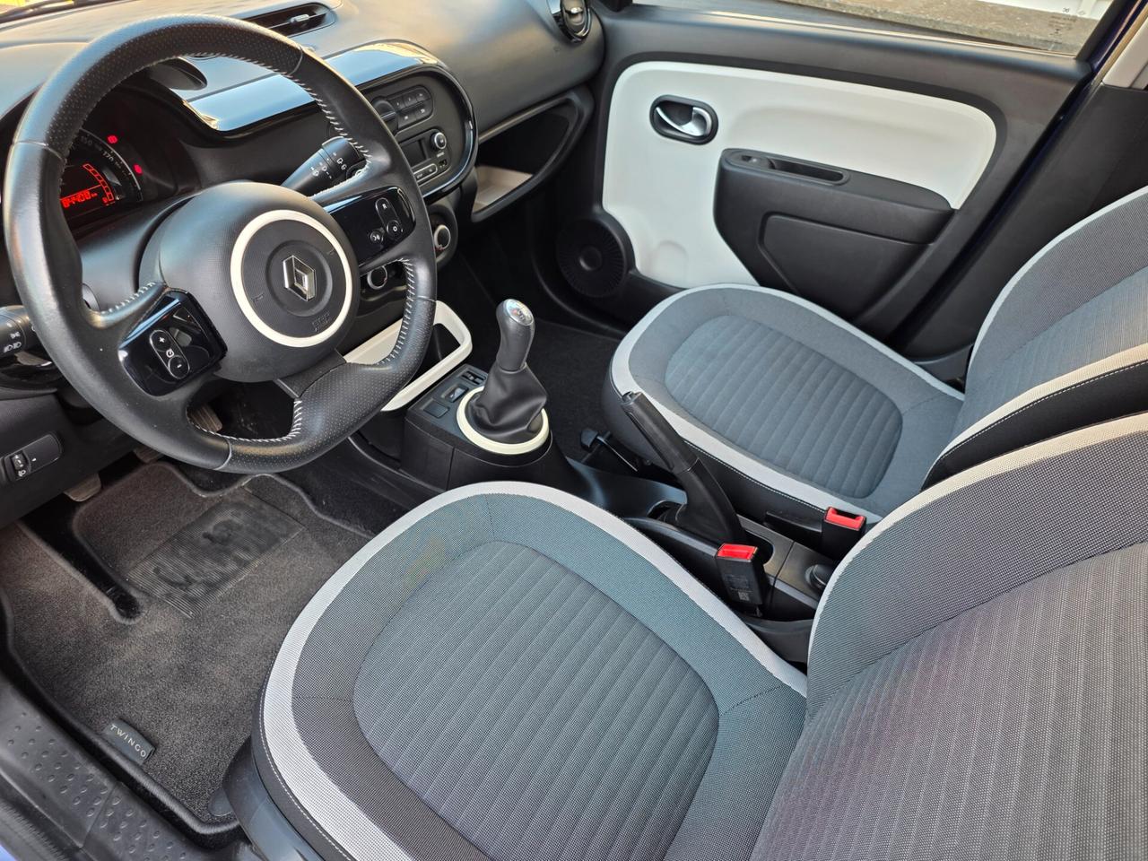 Renault Twingo Life 80.000 KM GARANZIA 24 !