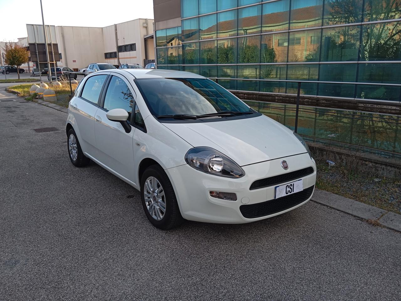 Fiat Punto Evo 1.4 GPL 5 porte Dynamic E 99,00