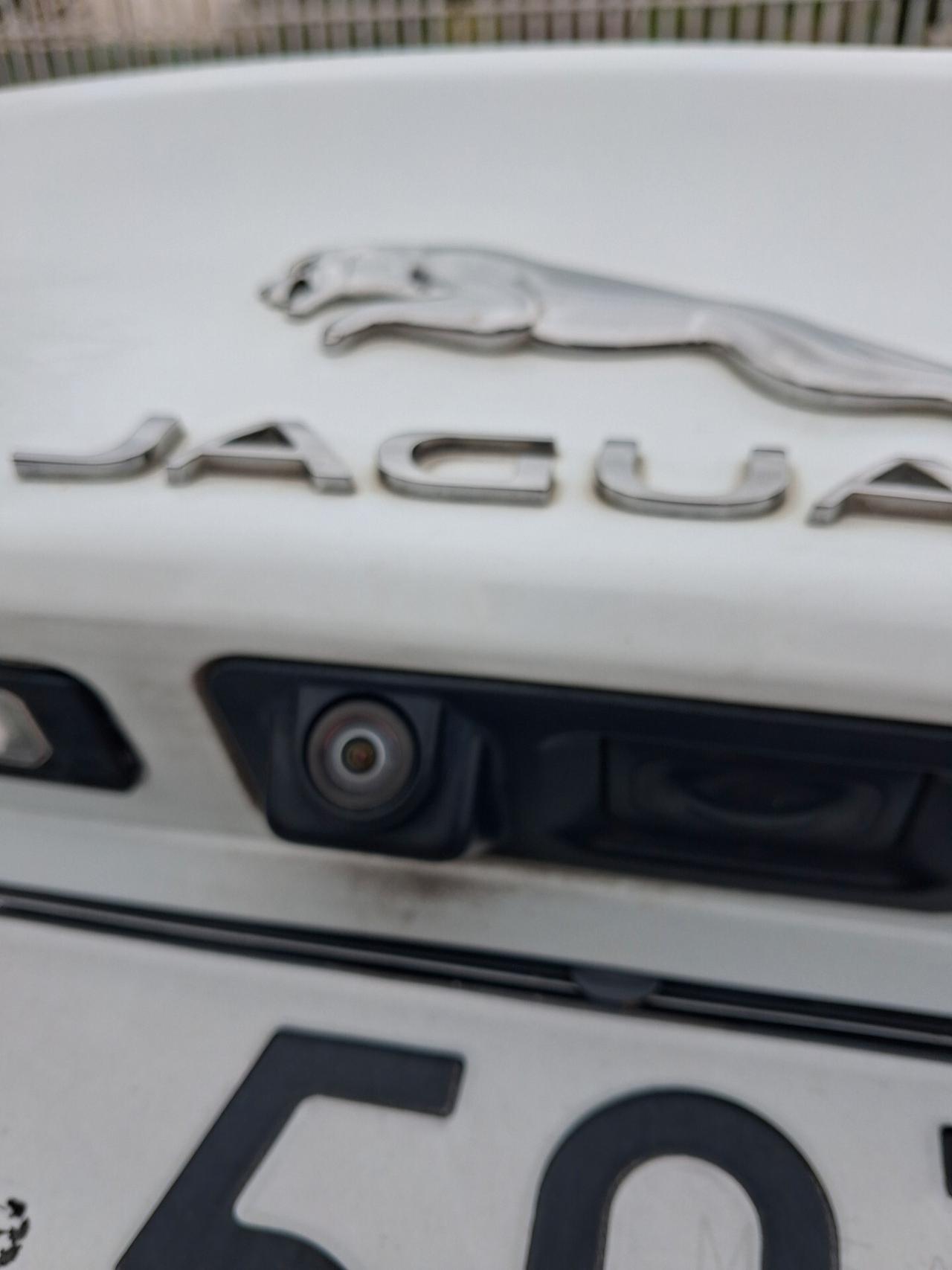 Jaguar XE 2.0 D Turbo 180CV aut. R-Sport