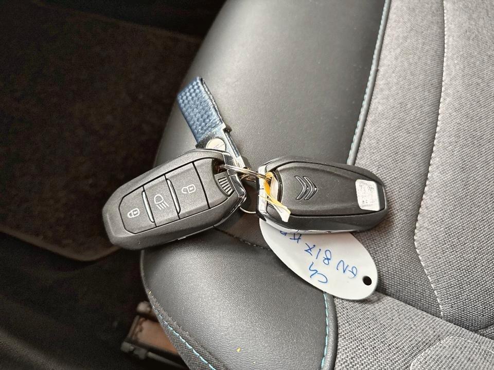 Citroen C4 PureTech 130 S&S EAT8 Feel Pack
