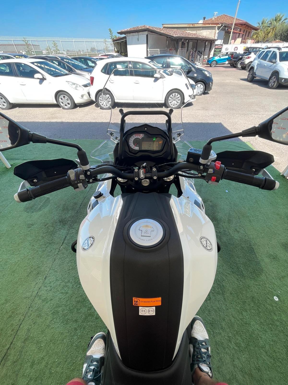 BENELLI TRK 502 (500cc ENDURO )