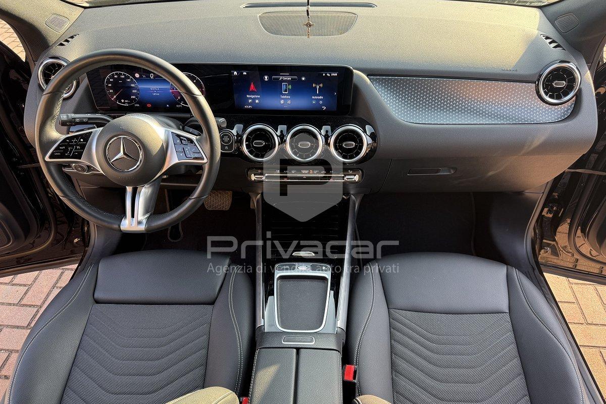 MERCEDES GLA 180 d Automatic Progressive Advanced