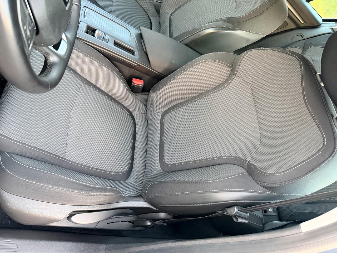 Renault Megane Mégane Sporter Blue dCi 115 CV EDC Equilibre