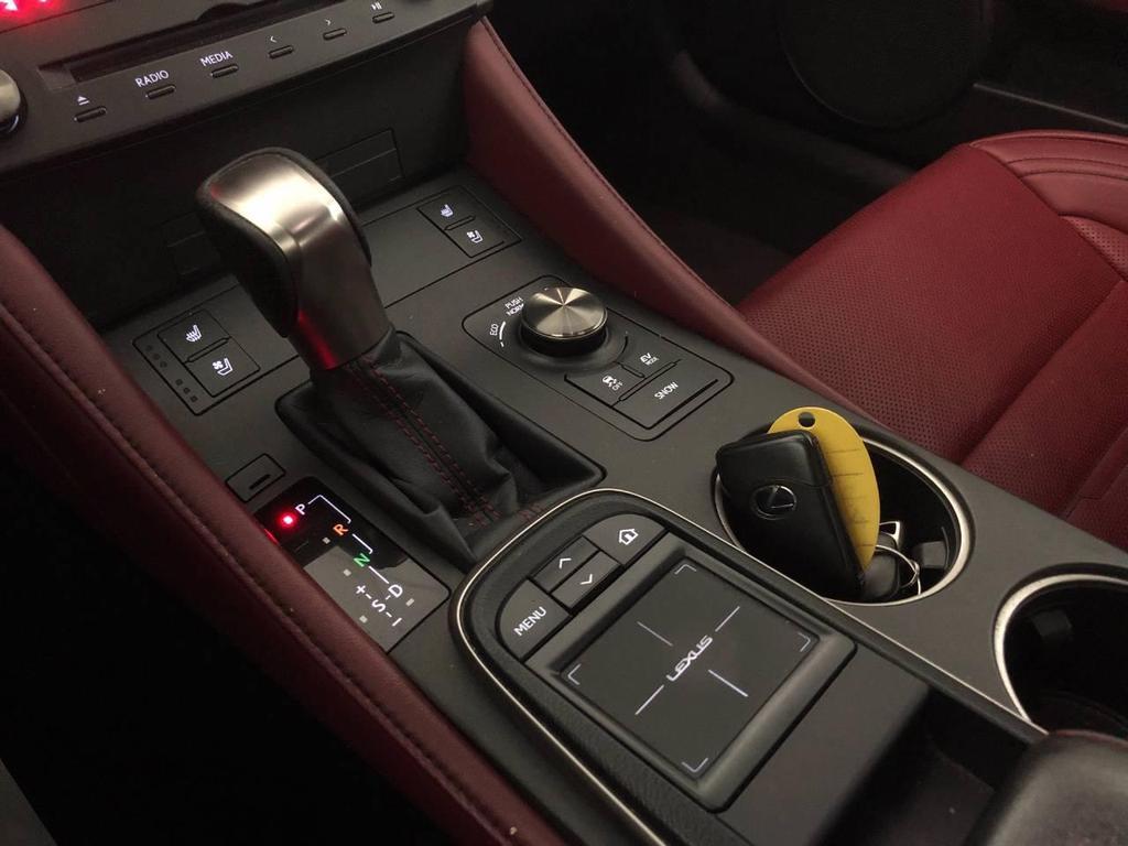 Lexus RC 300h 300 2.5 Hybrid F-Sport CVT