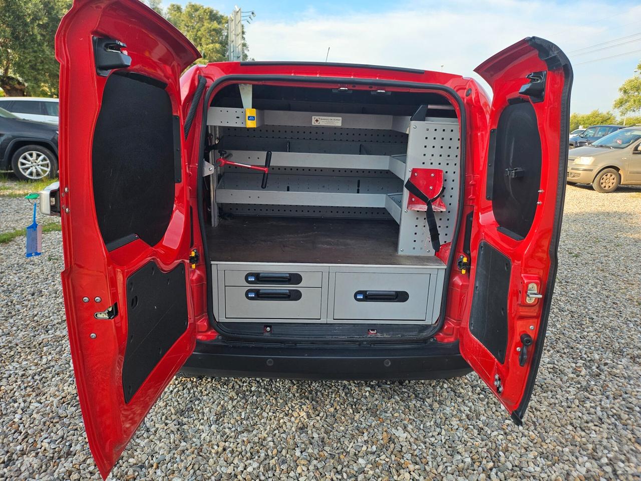 Fiat Fiorino 1.3 MJT 95CV Cargo