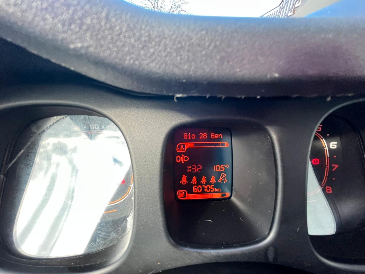 Fiat Panda 1.2 Lounge - ok neopatentati